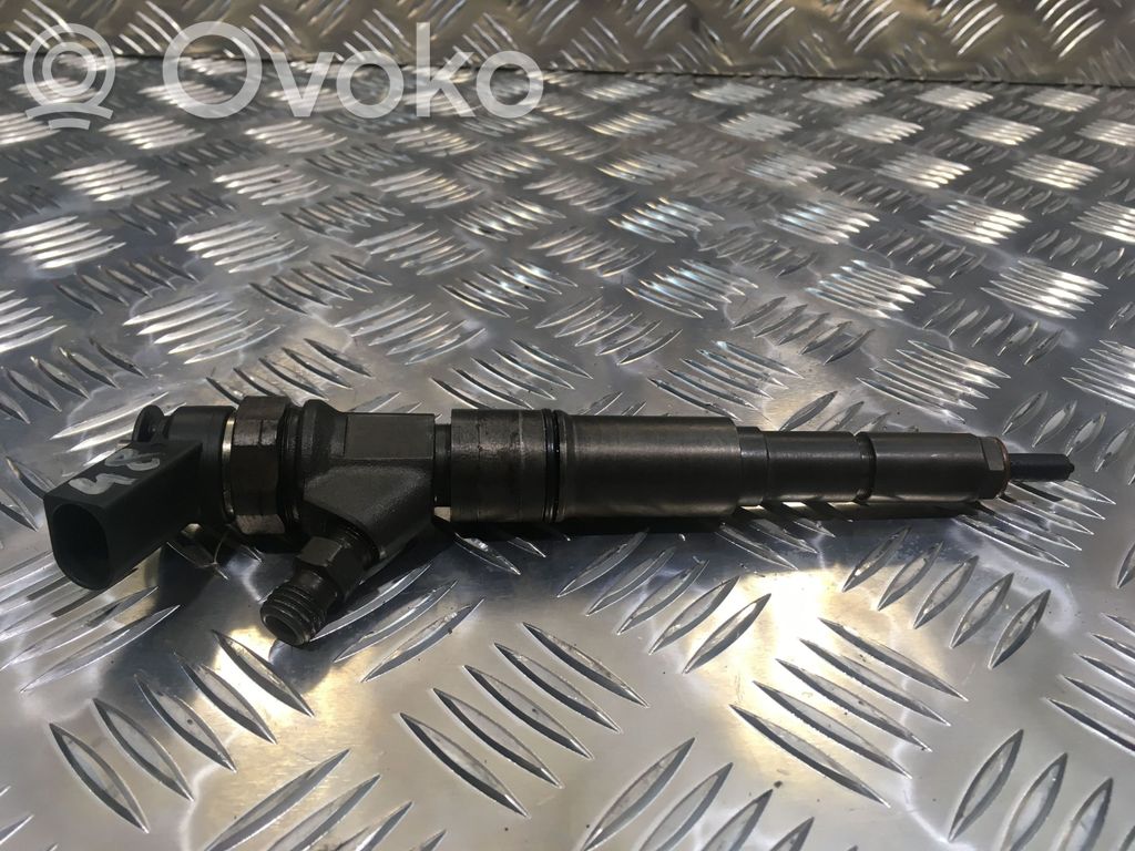 Fuel injector   7794435,0445110209,076568726