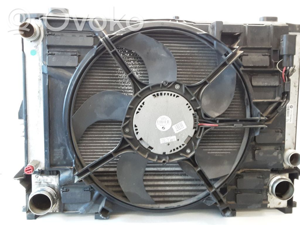 BMW 5 E60 E61 Aušinimo skysčio radiatorius 