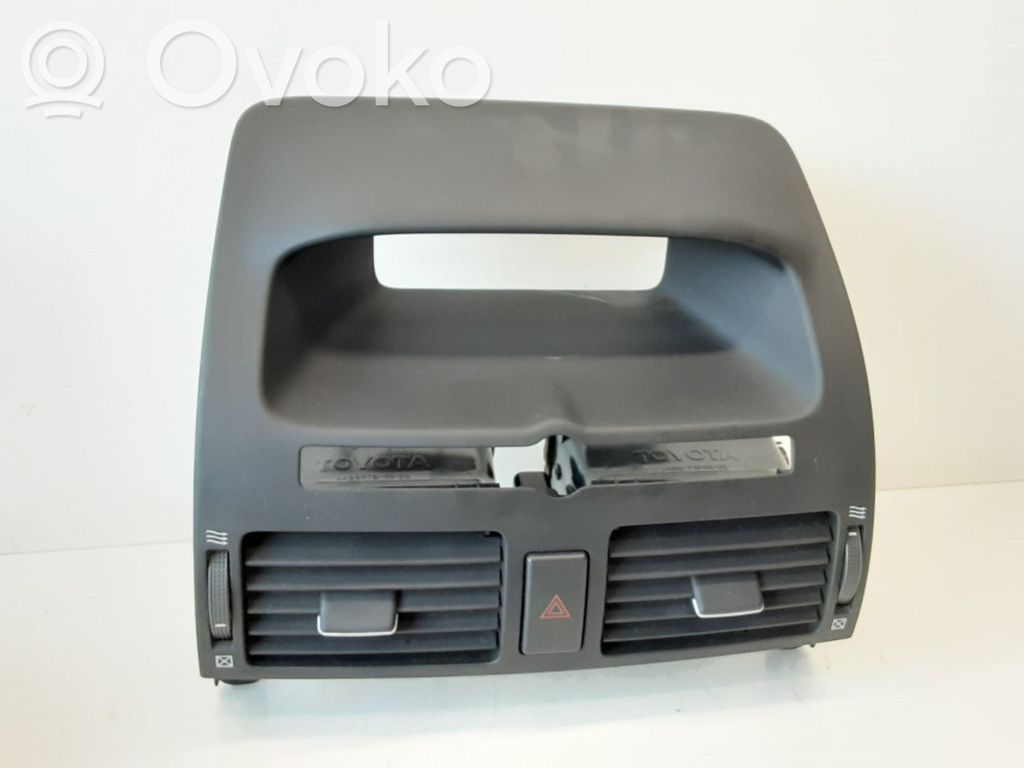 Toyota Avensis T250 Centrinės oro grotelės 