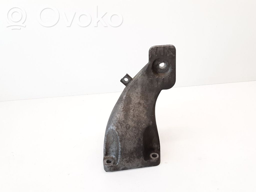 Engine mounting bracket   6777056,22116777056