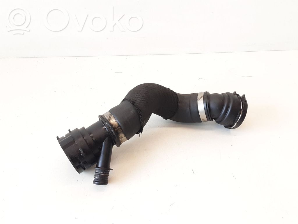 Engine coolant pipe/hose   7794751