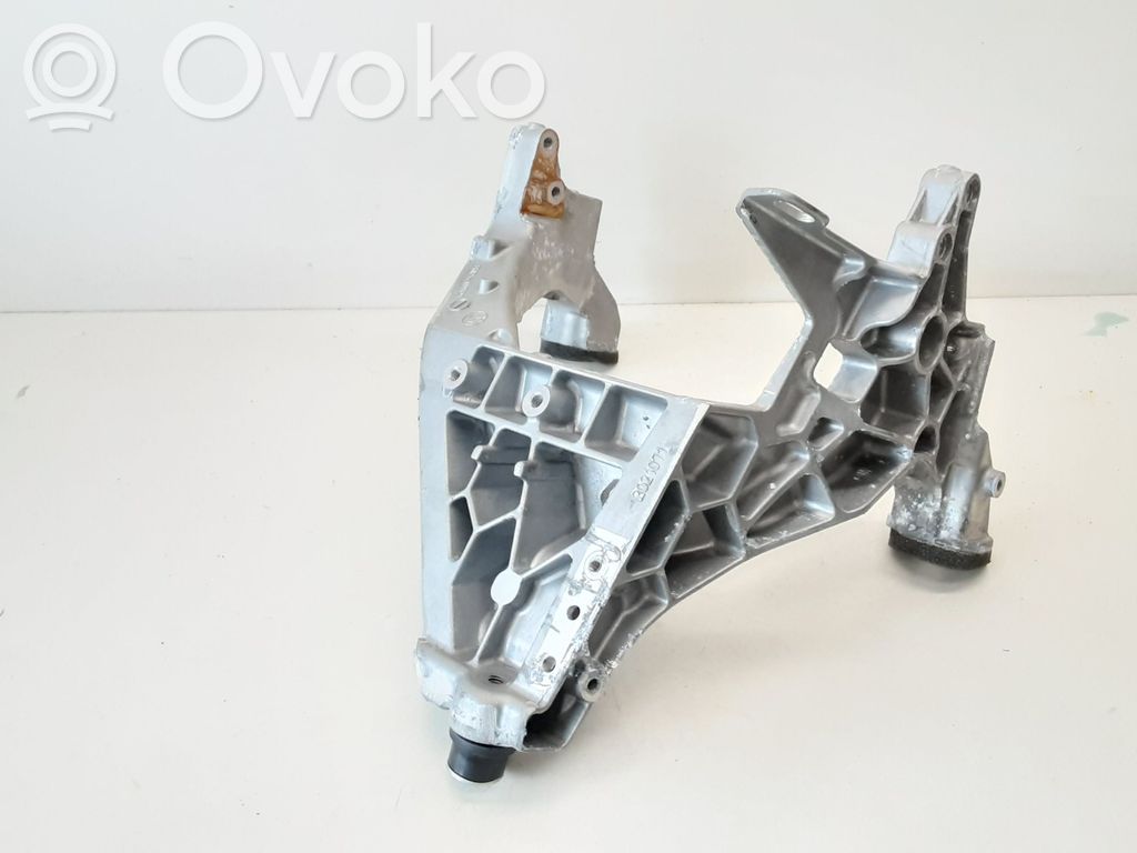 BMW 5 F10 F11 Steering rack mounting bracket 
