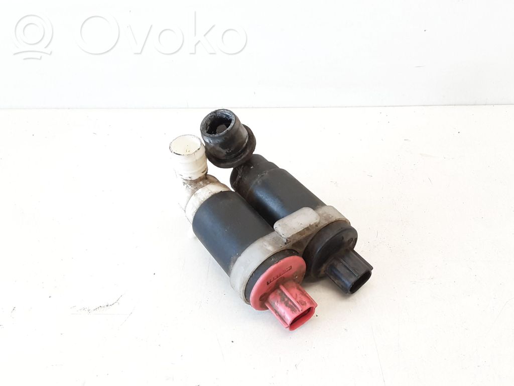 Windscreen/windshield washer pump