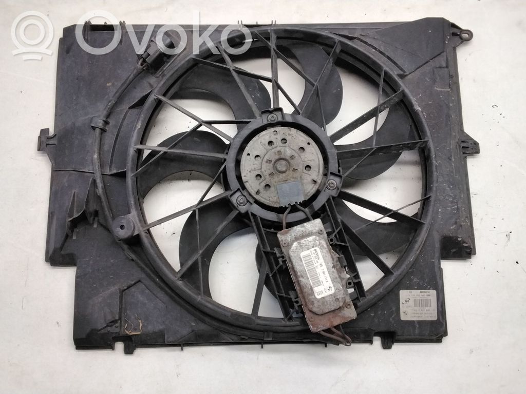 BMW 3 E90 E91 Elektrisks radiatoru ventilators 
