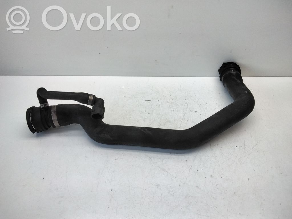 BMW 1 E81 E87 Engine coolant pipe/hose 