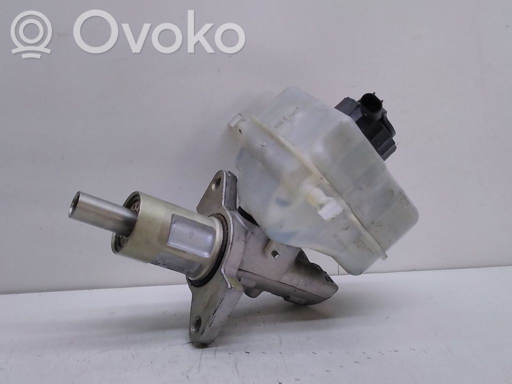 BMW 3 E90 E91 Master brake cylinder 
