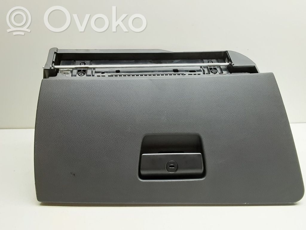 Daiktadėžė   7075477