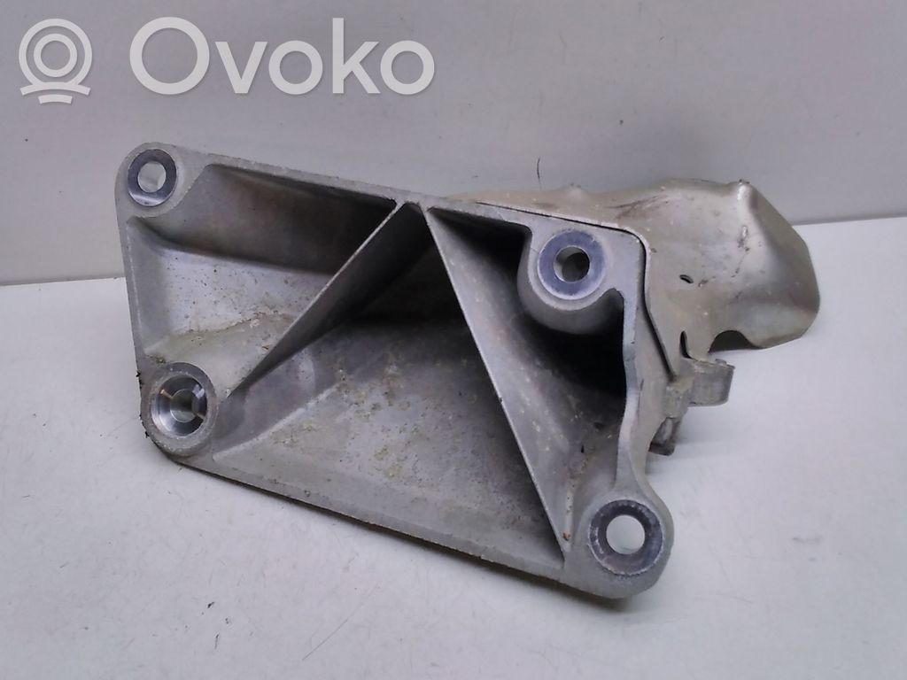 BMW 3 E90 E91 Engine mounting bracket 