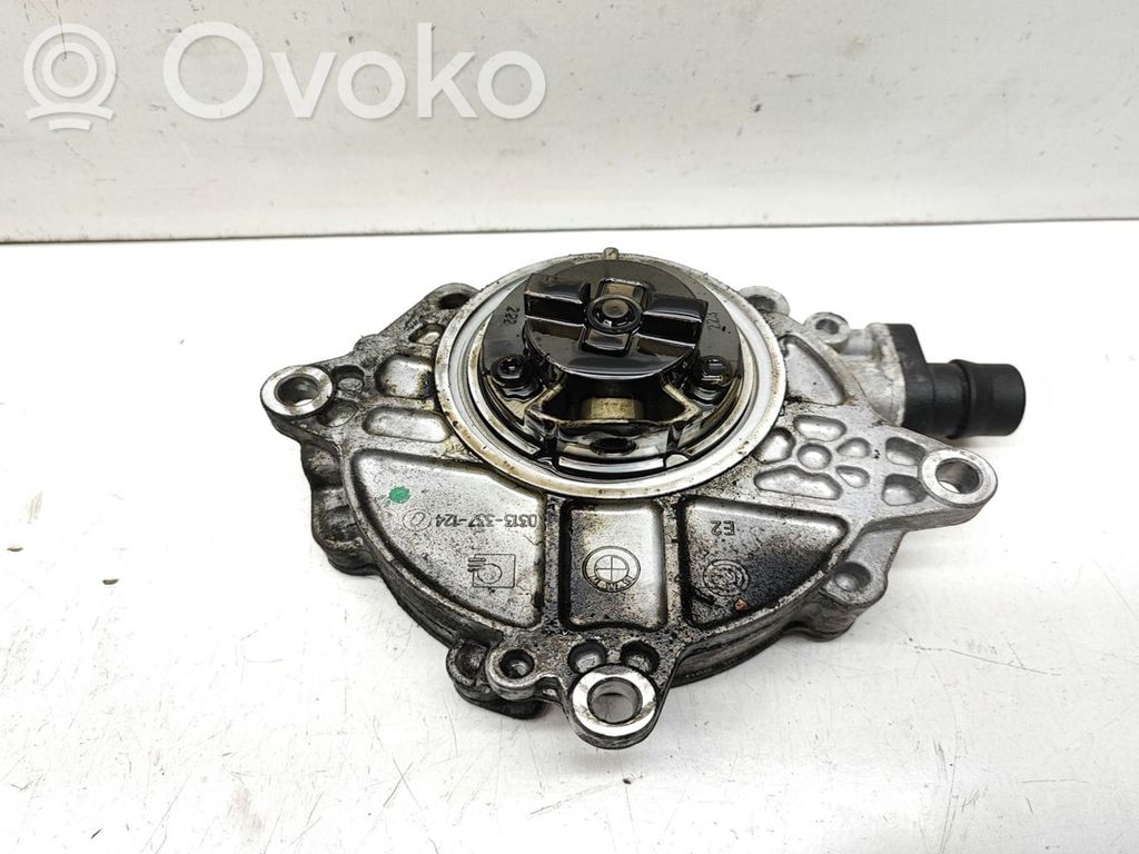 BMW 3 E92 E93 Vacuum pump 