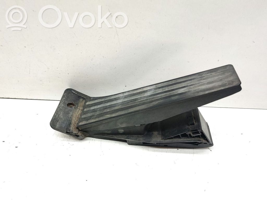 Accelerator throttle pedal   6789999,35426789999