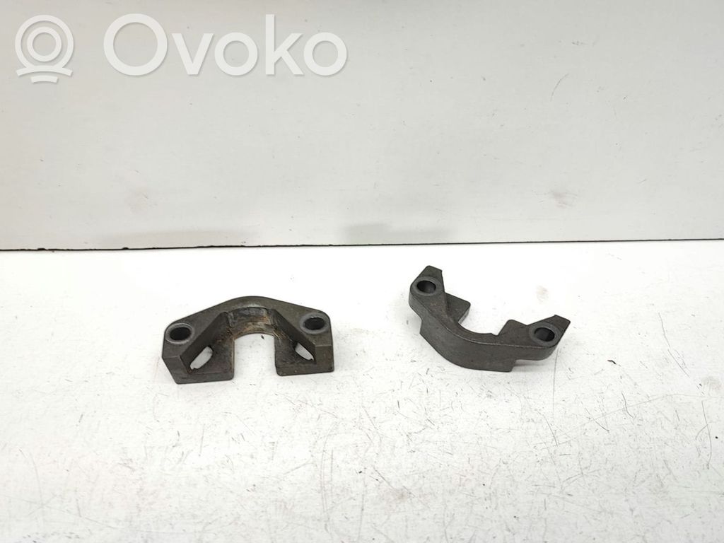 Abrazadera del inyector de combustible