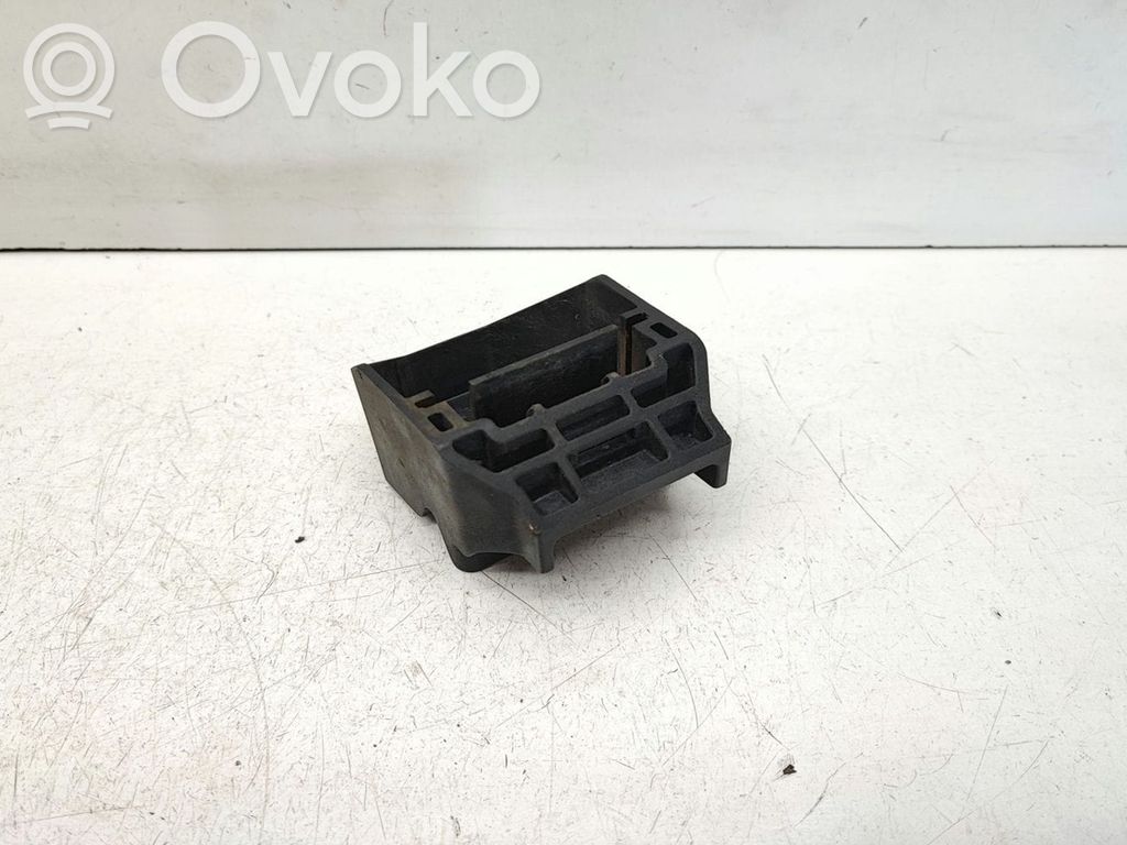 BMW 3 E92 E93 Radiator mount bracket 