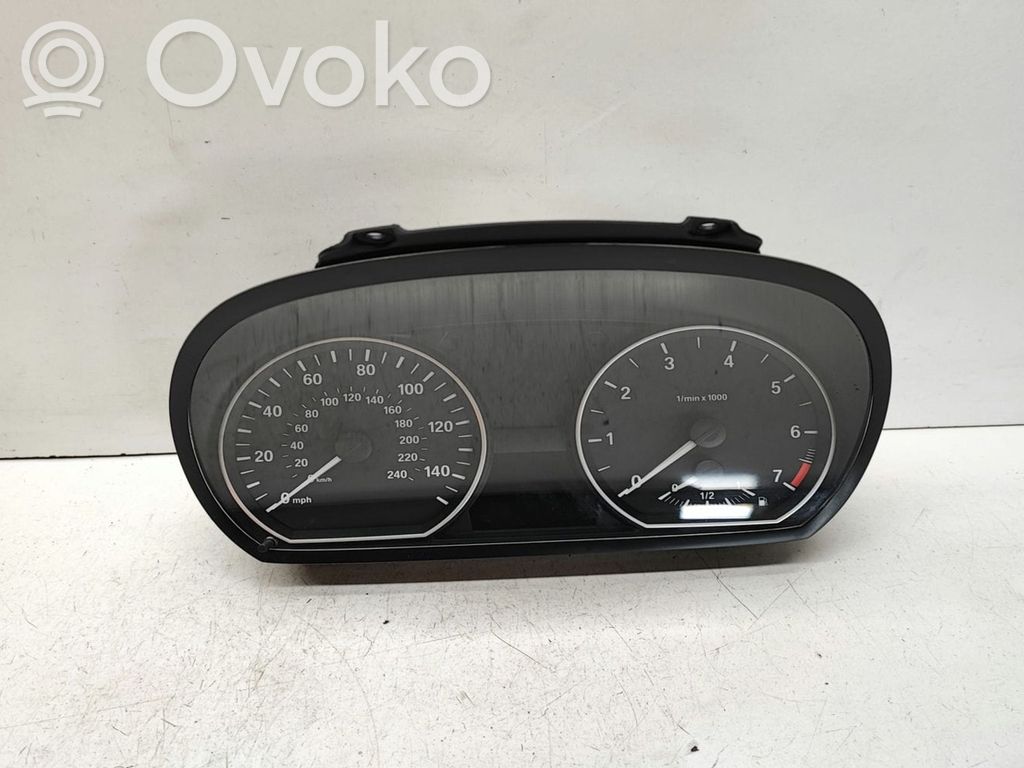 BMW 1 E81 E87 Nopeusmittari (mittaristo) 