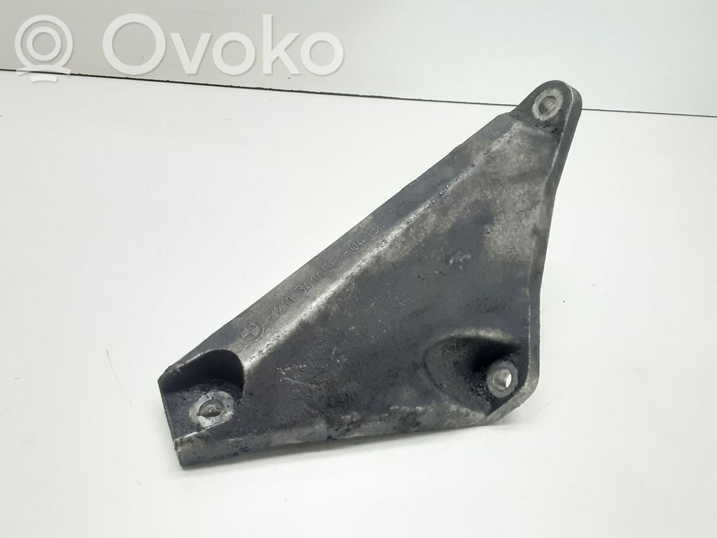 BMW X3 E83 Engine mounting bracket 