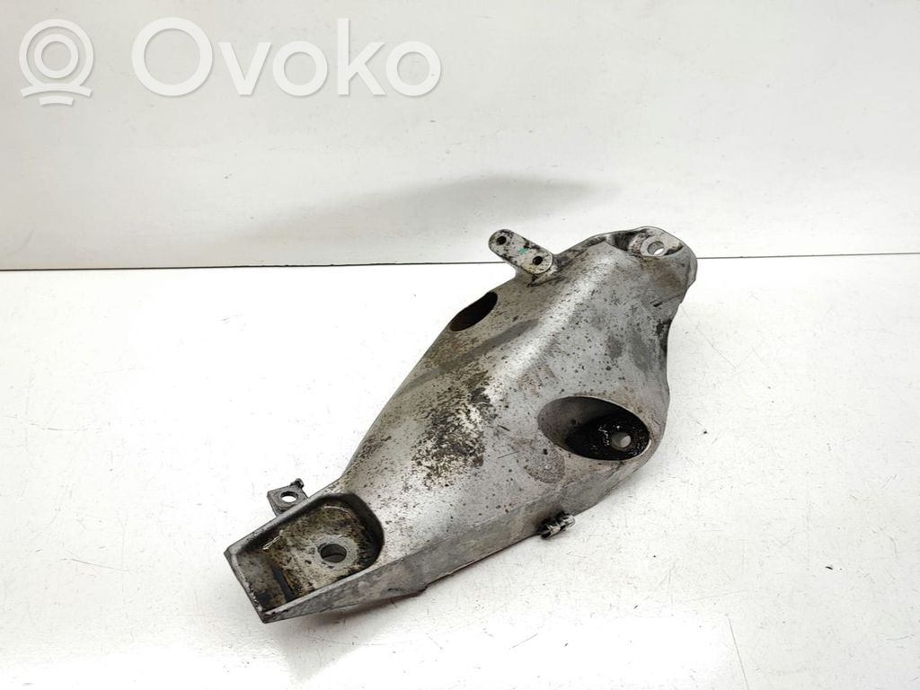 BMW X5 E70 Engine mounting bracket 