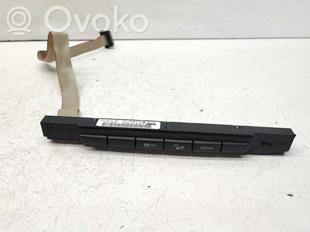 BMW X1 E84 A set of switches 