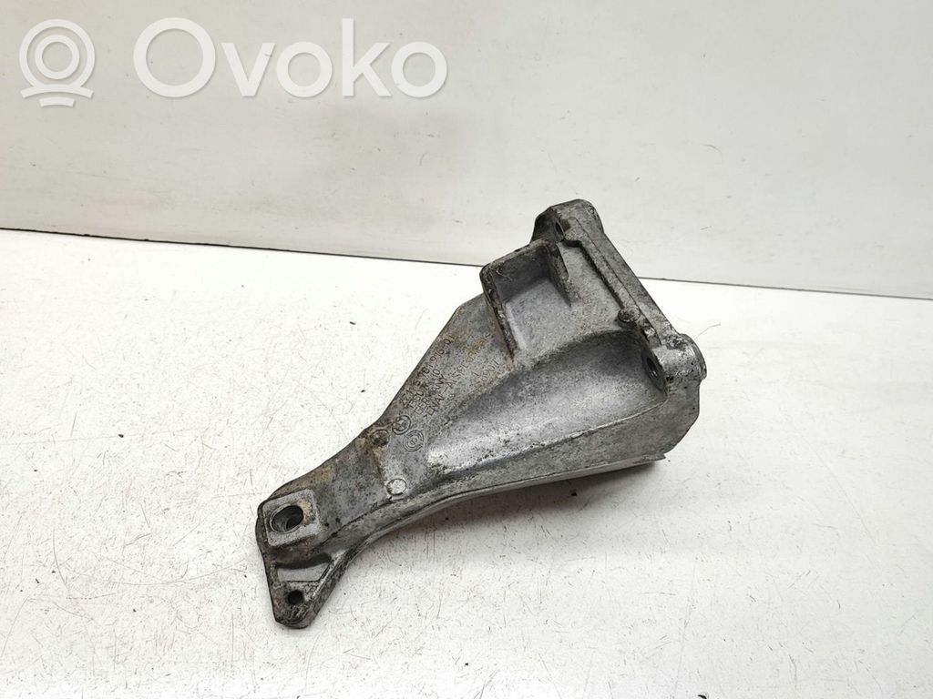 Engine mounting bracket   6781916,22116781916