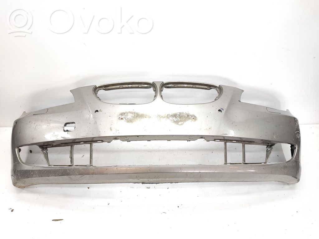 BMW 5 E60 E61 Priekšējais bamperis 