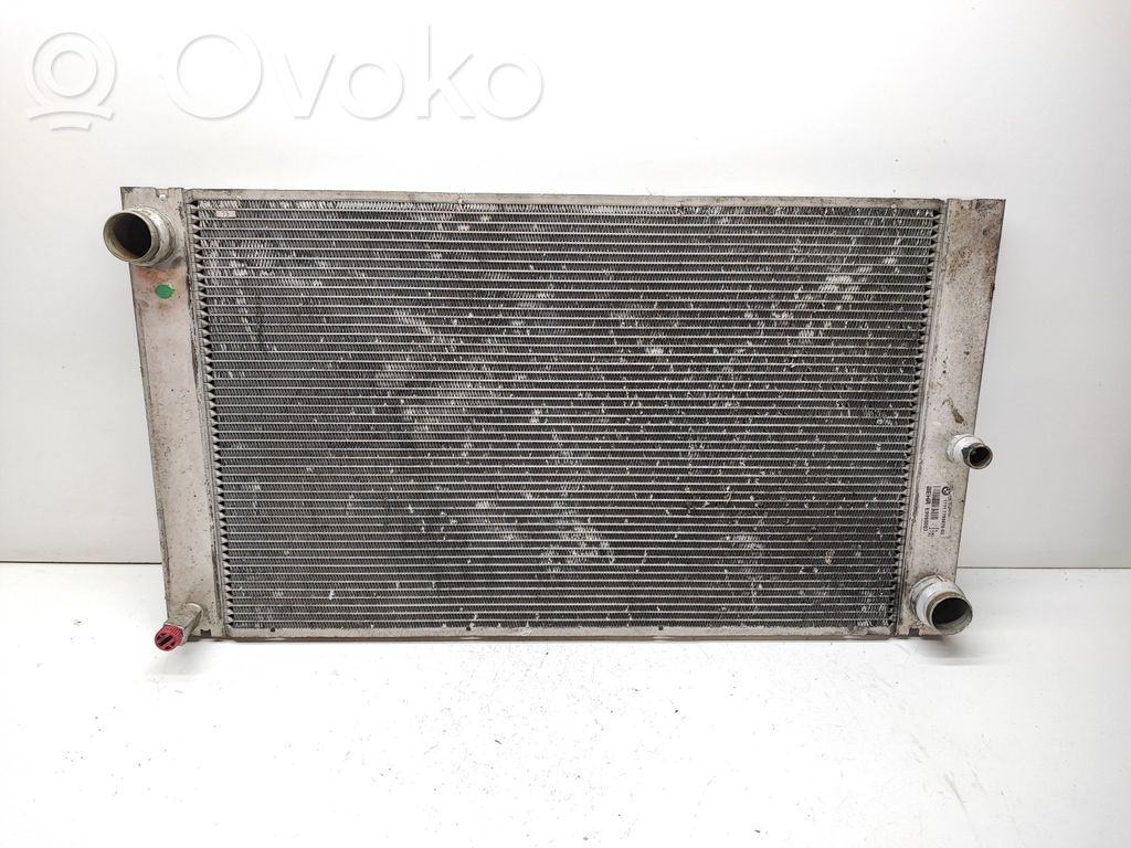 BMW 5 E60 E61 Aušinimo skysčio radiatorius 