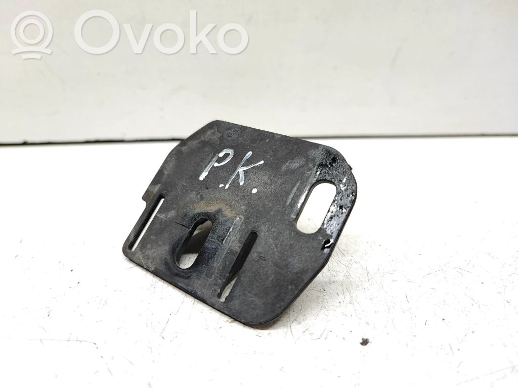 Front bumper mounting bracket   7136827,51647136827