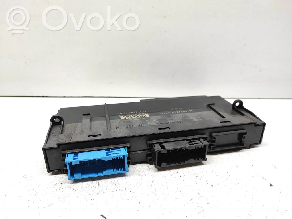 BMW 1 E82 E88 Komforto modulis 