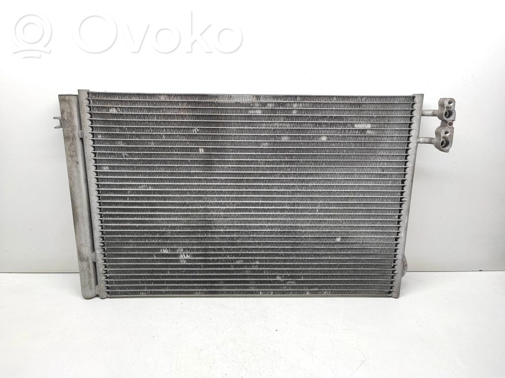 BMW 1 E82 E88 Gaisa kondicioniera dzeses radiators 