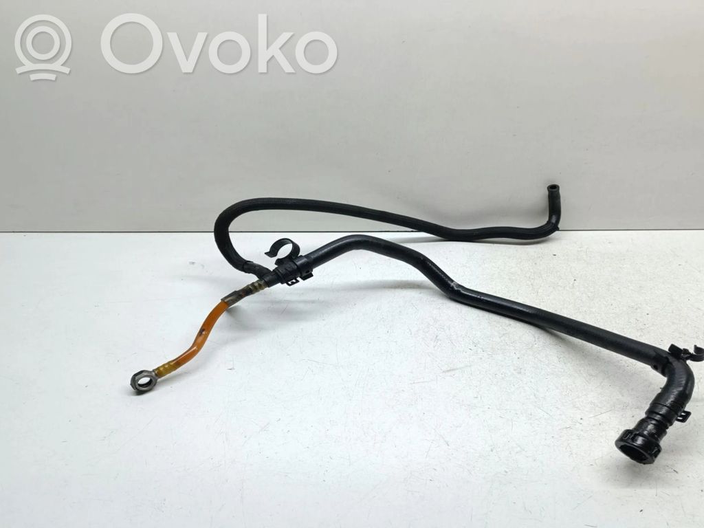 BMW 7 E65 E66 Caurule (-es) / šļūtene (-es) 