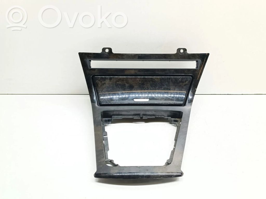 BMW X3 E83 Gear shifter surround trim plastic 