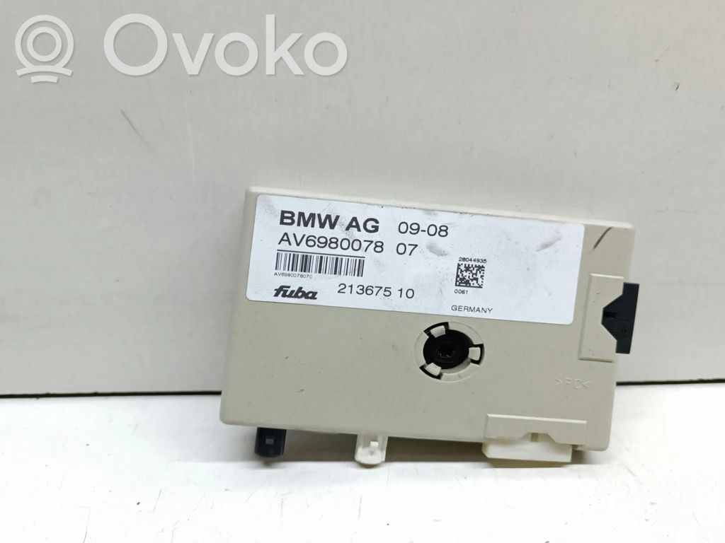 BMW 1 E82 E88 Antenas pastiprinātājs 