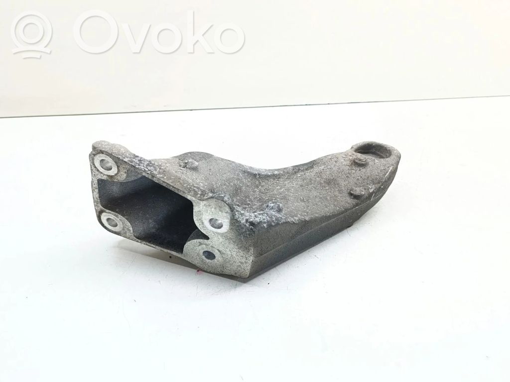 Engine mounting bracket   6760320,221166760320