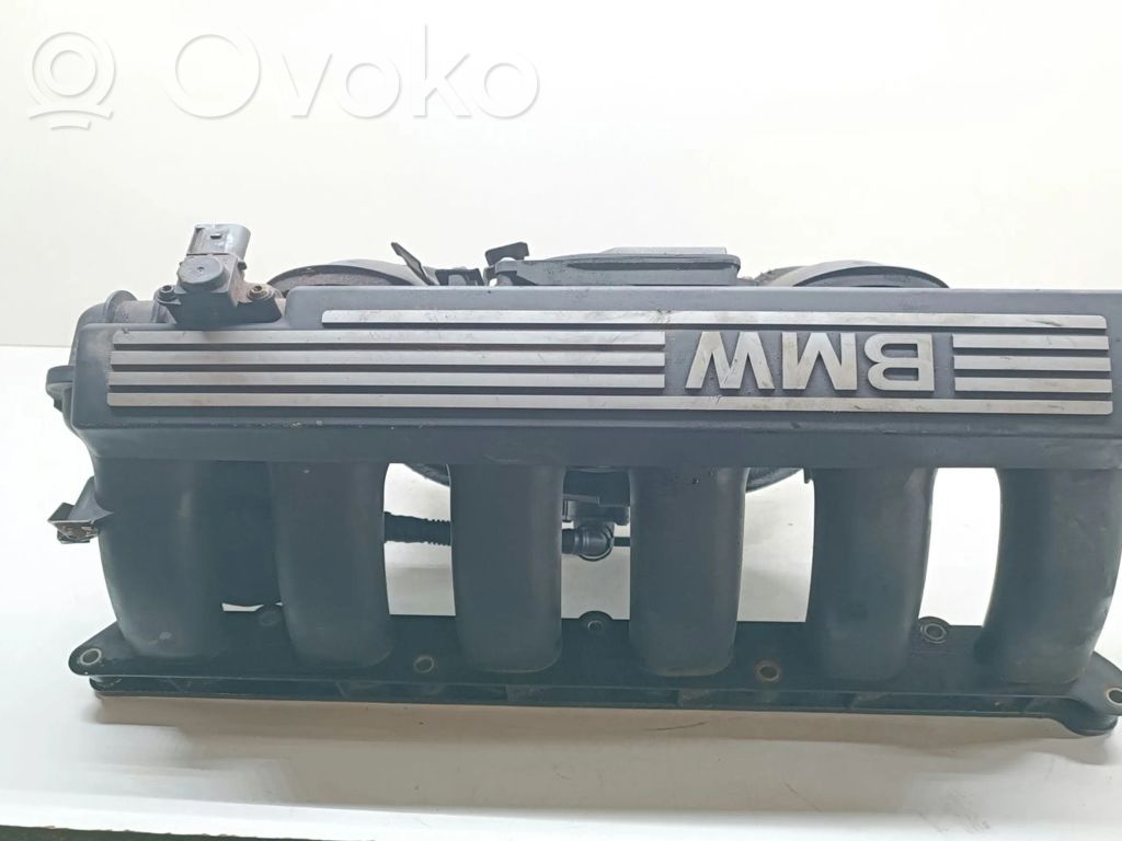 BMW 3 E90 E91 Intake manifold 