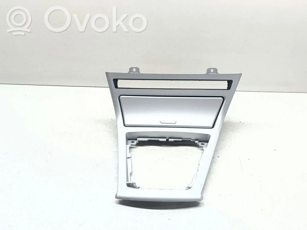 BMW X3 E83 Gear shifter surround trim plastic 