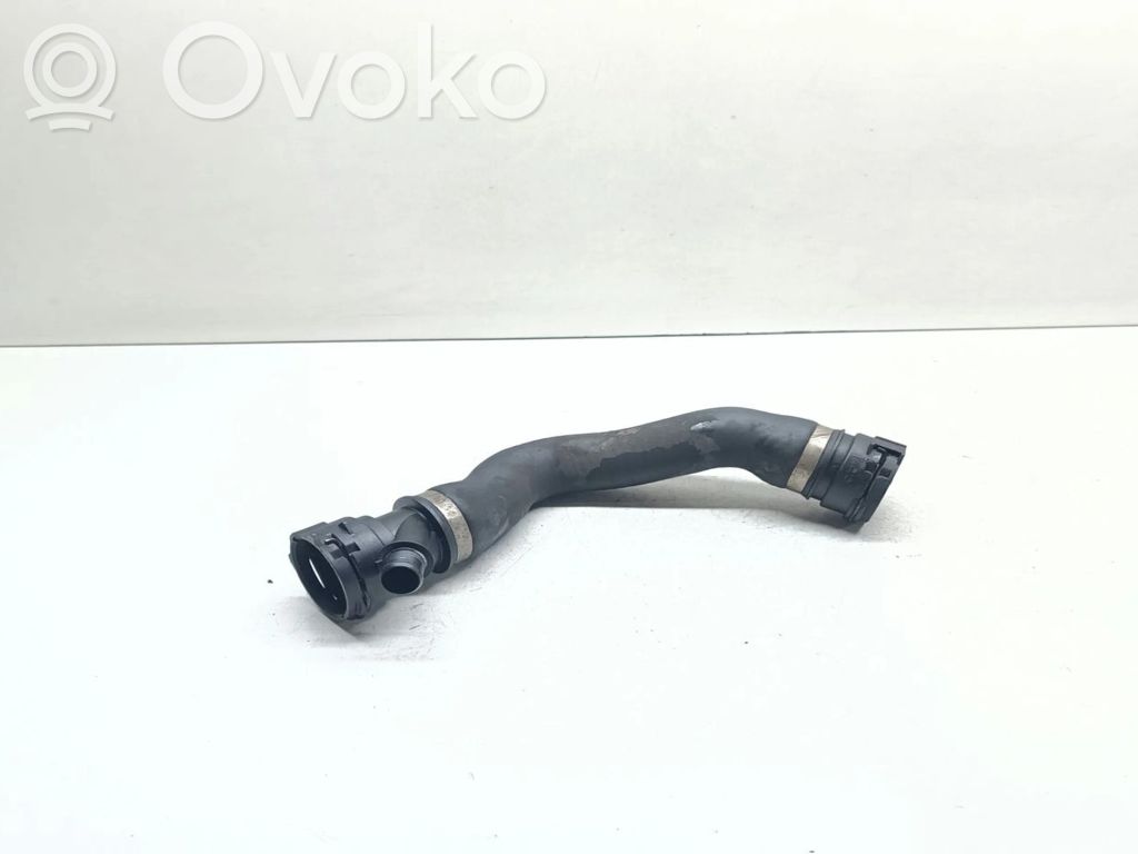 BMW X3 E83 Engine coolant pipe/hose 