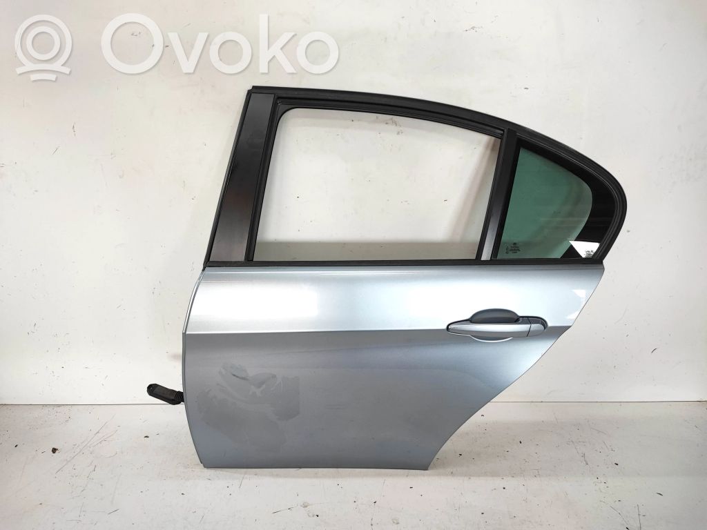 Rear door