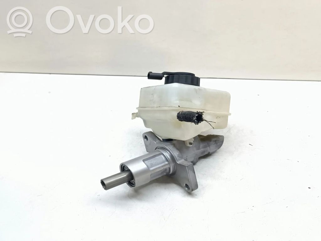 BMW X1 E84 Master brake cylinder 