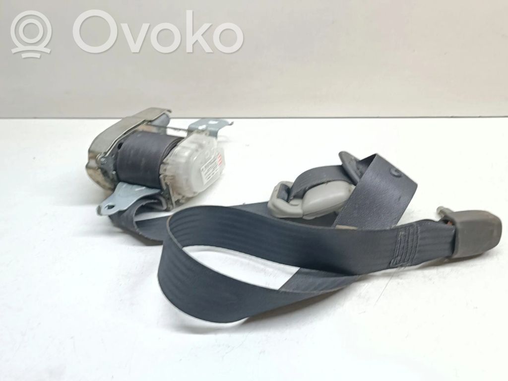 Nissan Pathfinder R51 Front seatbelt 
