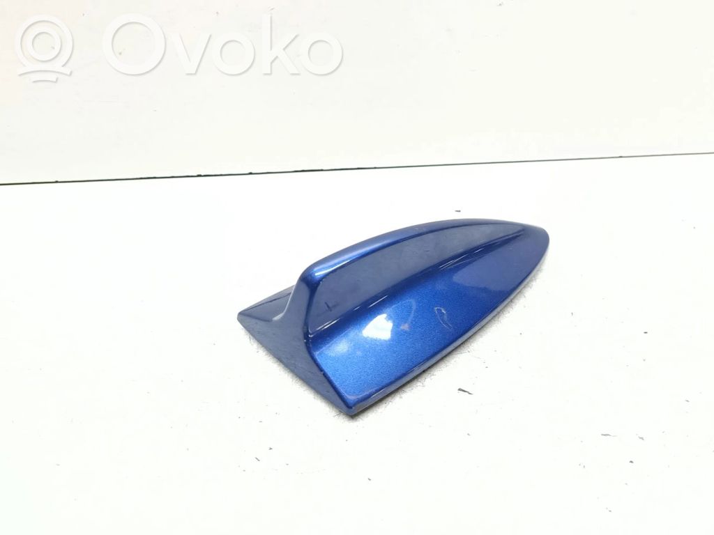 BMW 3 E90 E91 Stogo (GPS) antenos dangtelis 