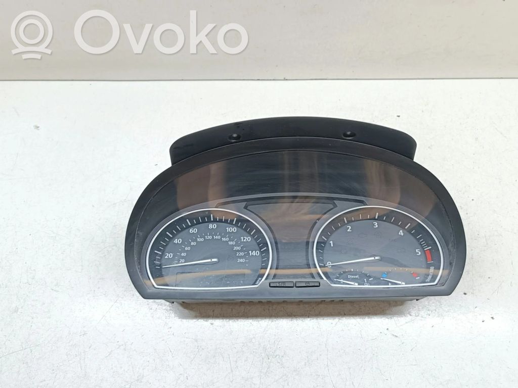 BMW X3 E83 Speedometer (instrument cluster) 