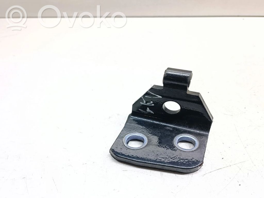 Rear door upper hinge