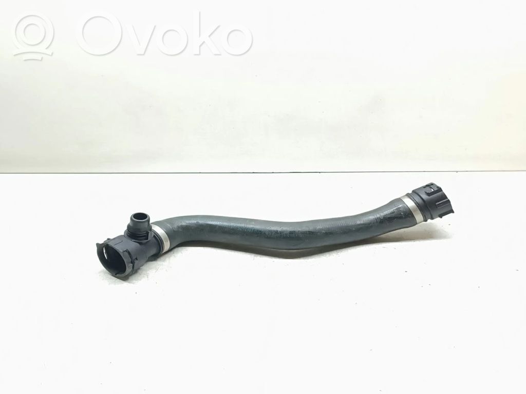 BMW X3 E83 Engine coolant pipe/hose 