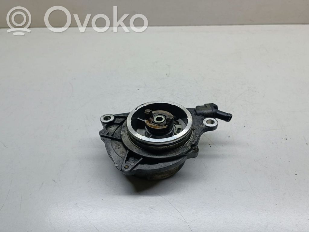 Vacuum pump   7786841F