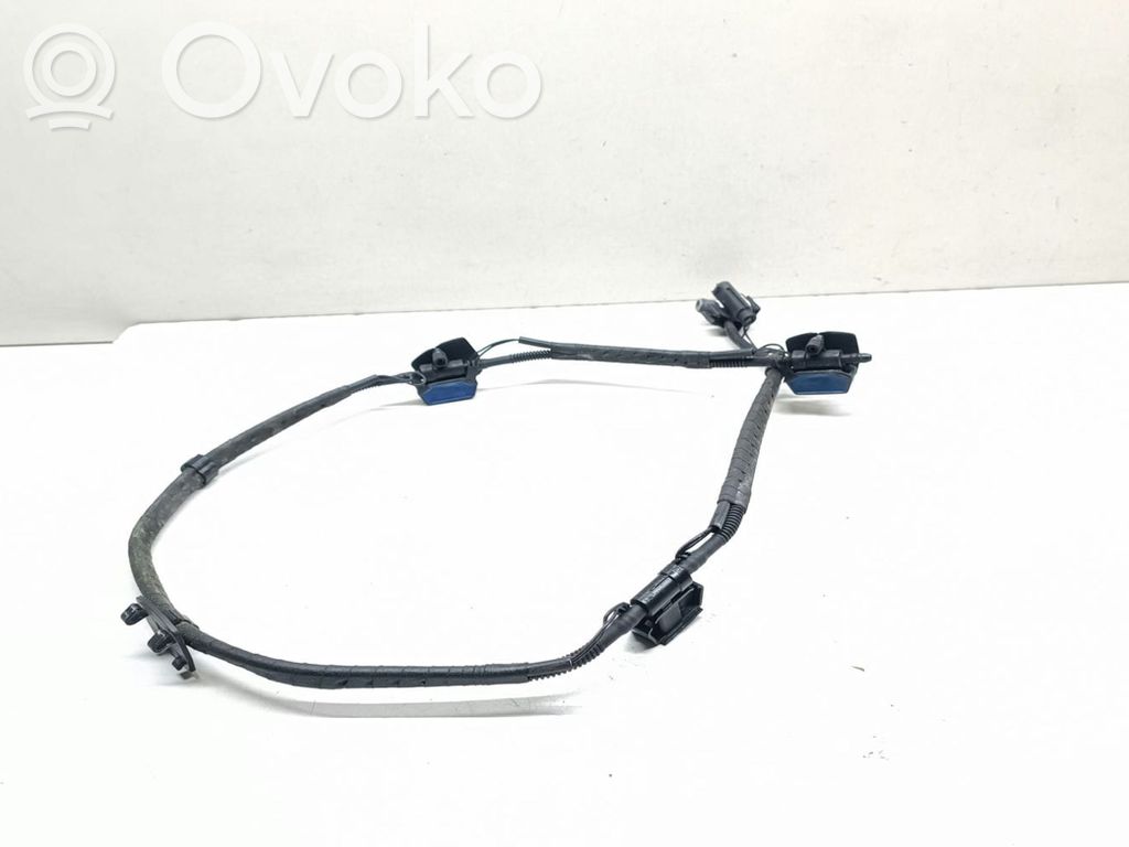 BMW 5 F10 F11 Windshield washer spray nozzle 
