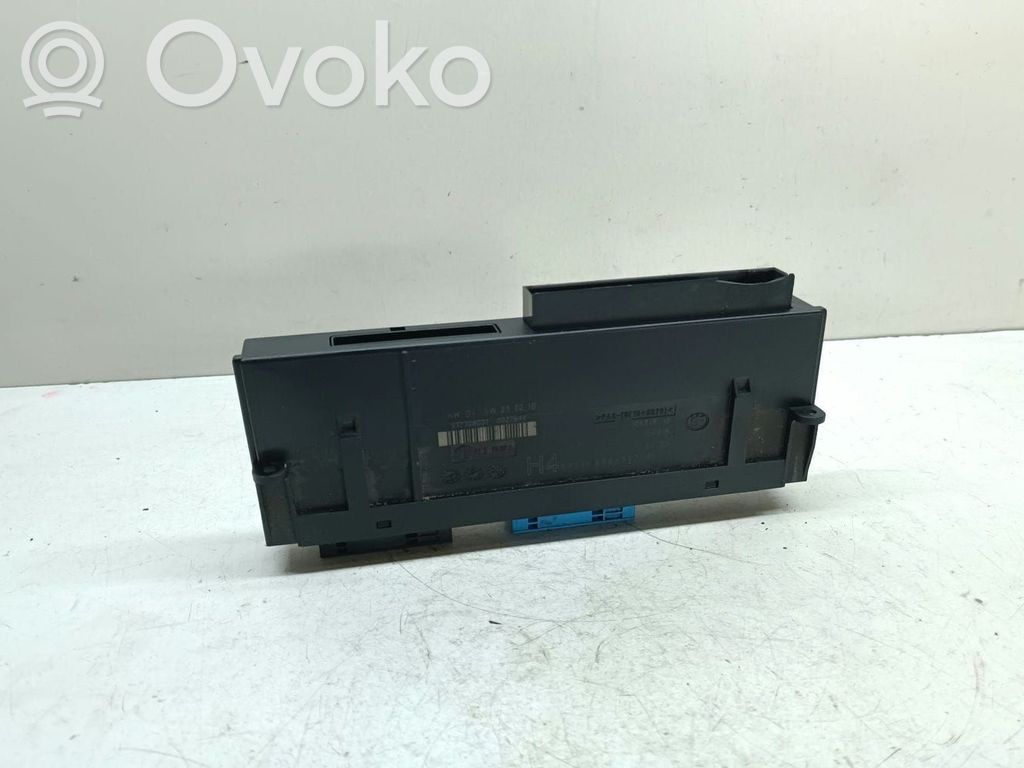BMW 3 E90 E91 Komforto modulis 