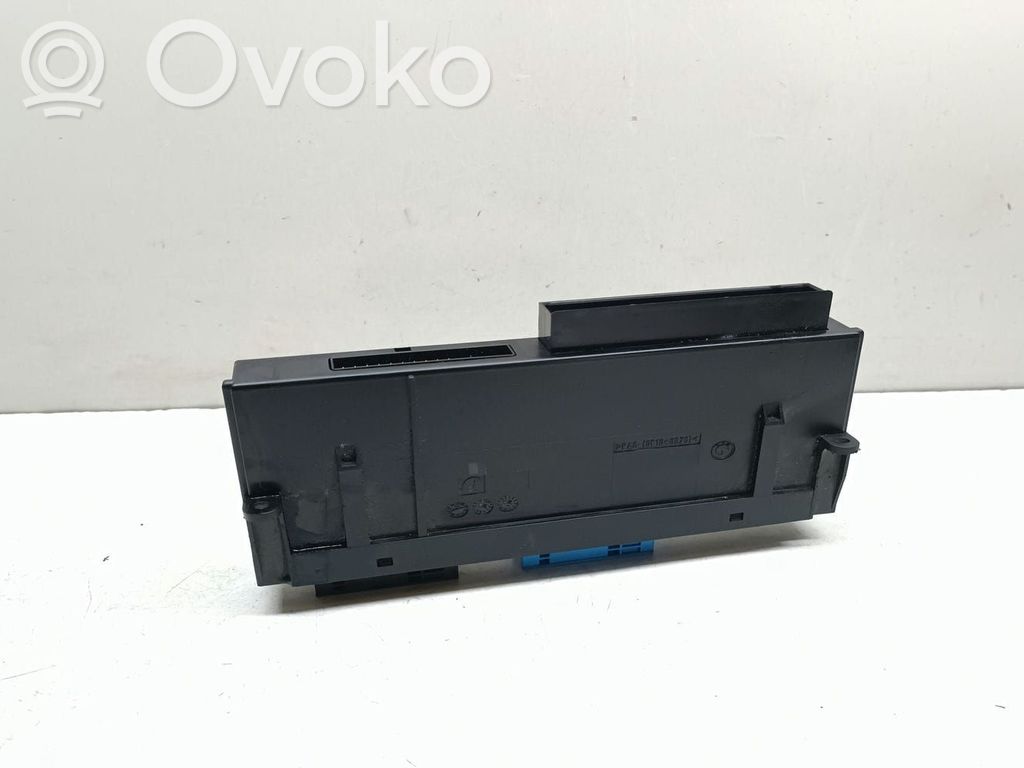 BMW 3 E90 E91 Komforta modulis 