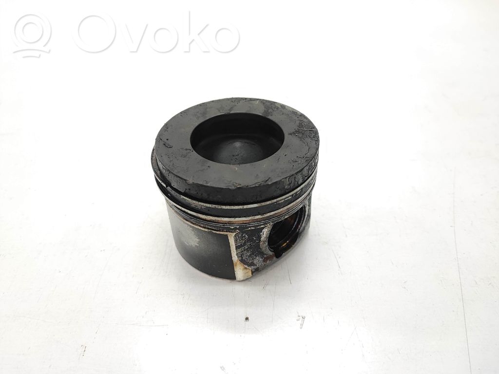 Piston   84L117