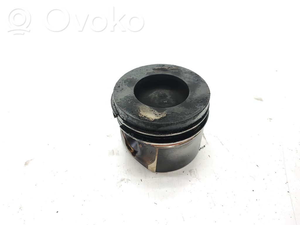 BMW 3 E90 E91 Piston 