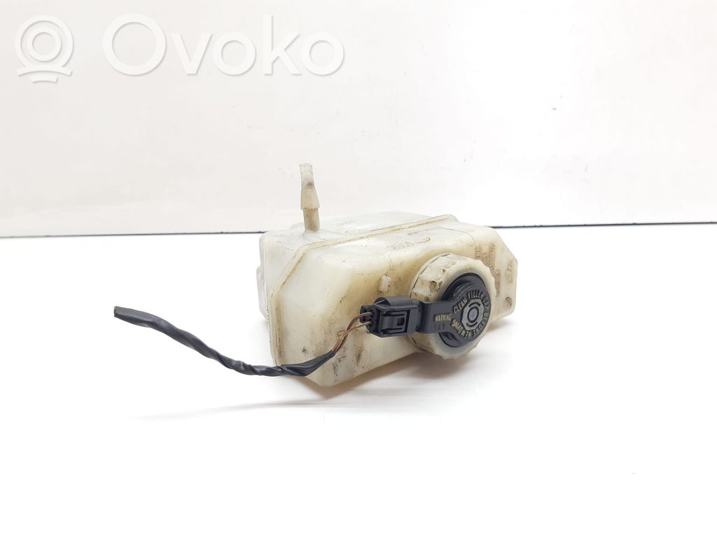 BMW 3 E46 Brake fluid reservoir 