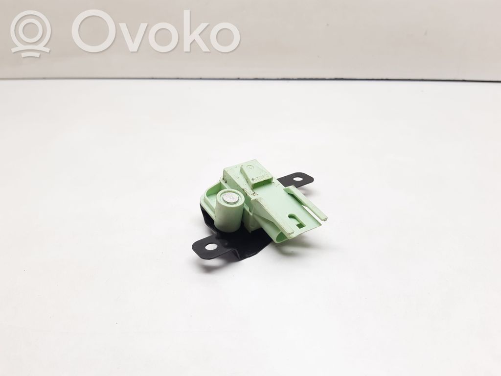 BMW X3 E83 Airbagsensor Crashsensor Drucksensor 