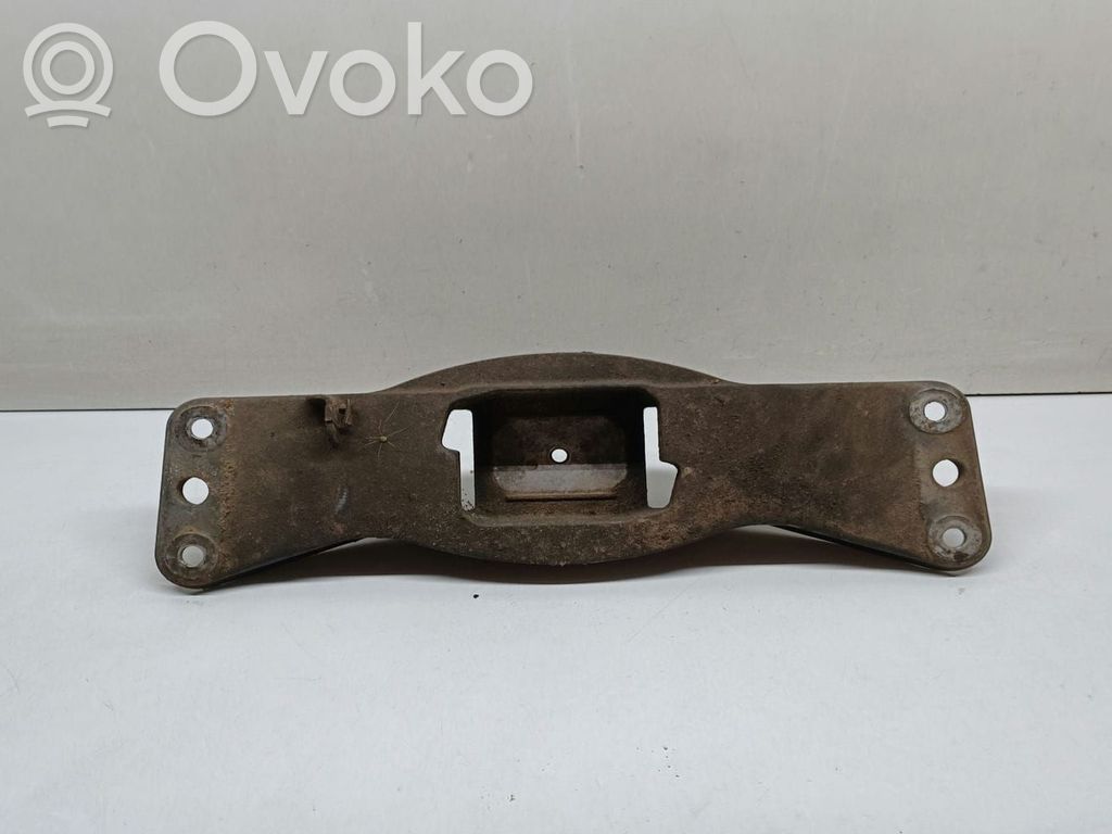 BMW 5 E60 E61 Pārnesumkārbas stiprinājuma kronšteins 