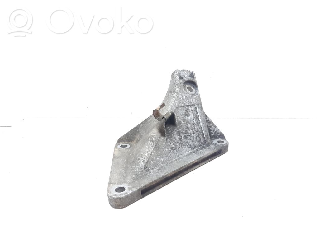 BMW 7 E65 E66 Engine mounting bracket 
